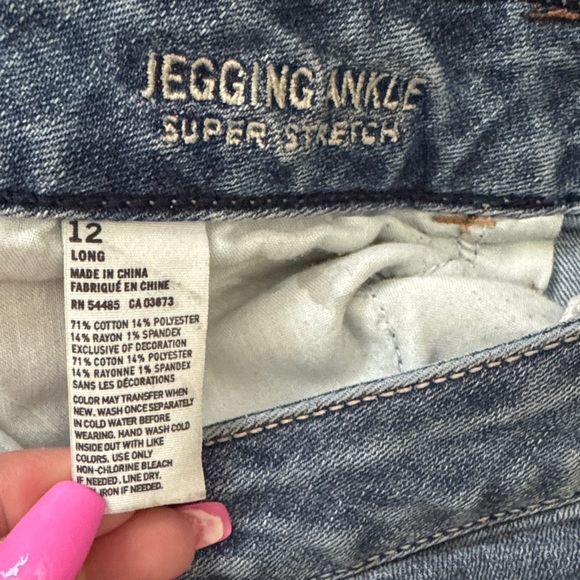 American Eagle Outfitters Dark Blue cut Ankle Jeans - Picture 3 of 9